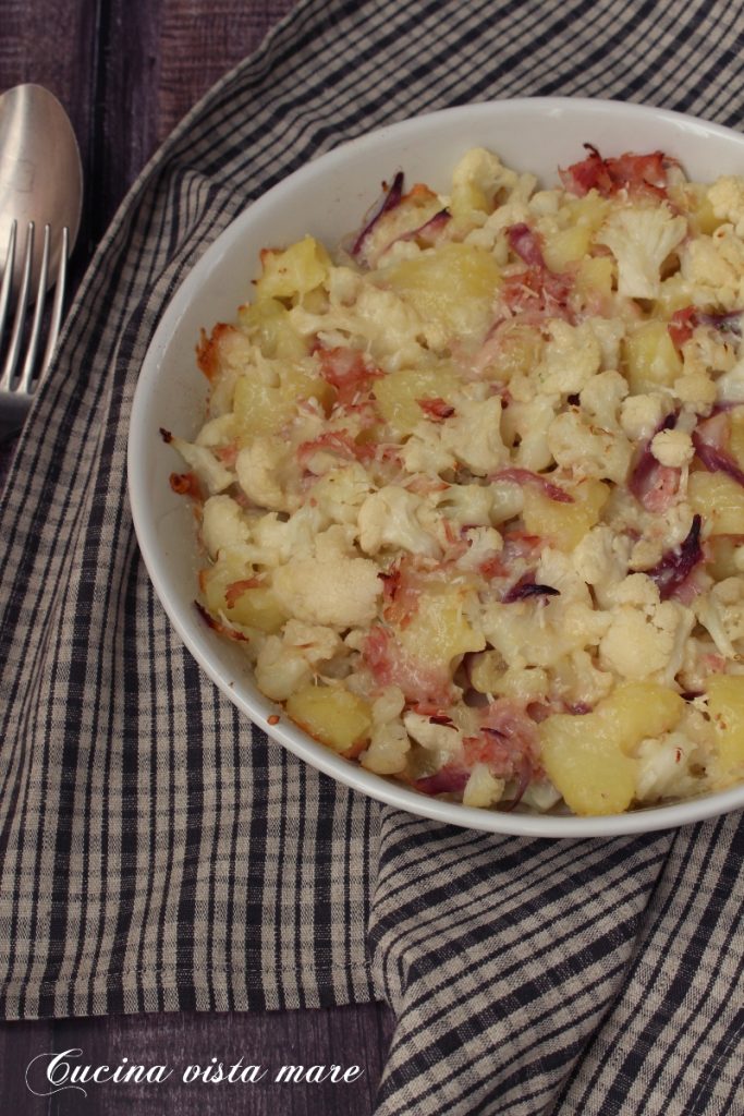 Gratinated Potatoes and Cauliflower Cucina vista mare