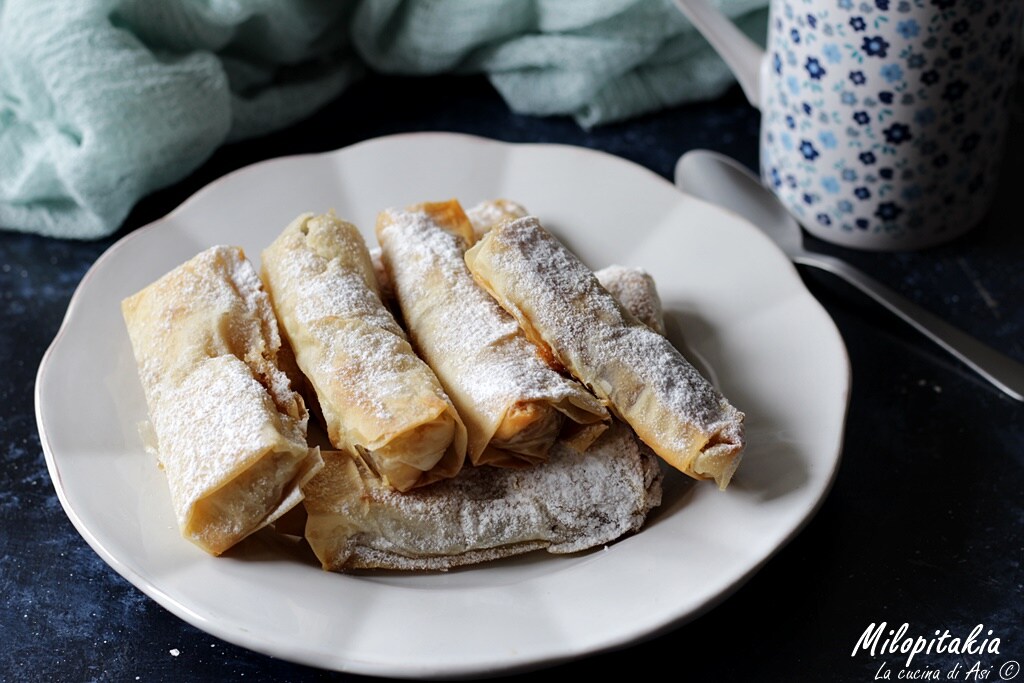 Greek MILOPITAKIA with phyllo apples raisins walnuts