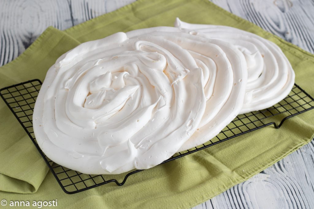 How to Make Meringue Disks