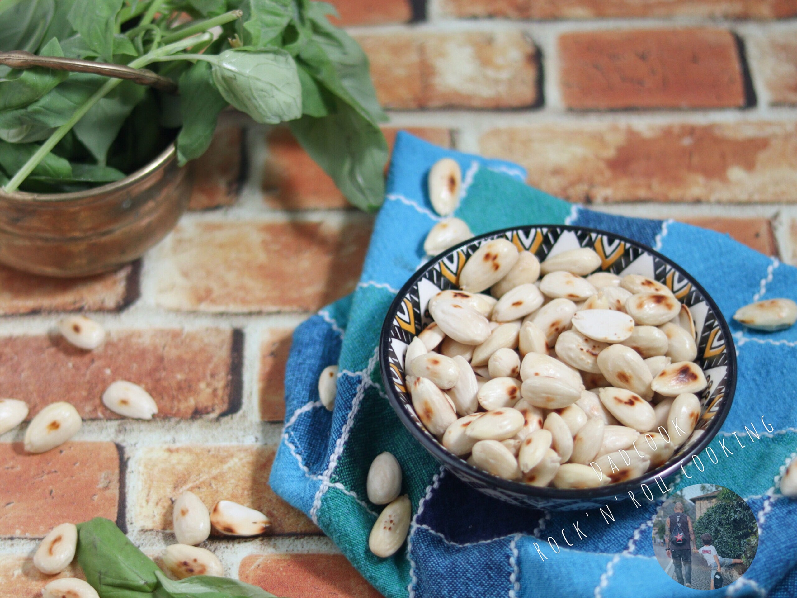 How to Toast Almonds