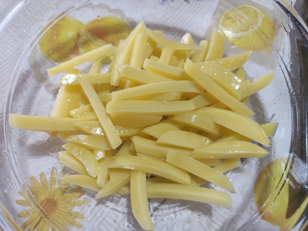 Crispy and Dry Air Fryer French Fries