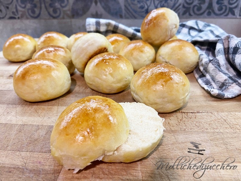 Soft Buffet Rolls