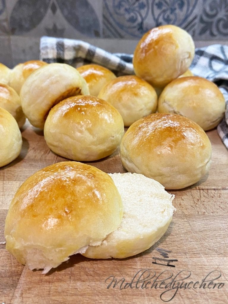 soft buffet rolls