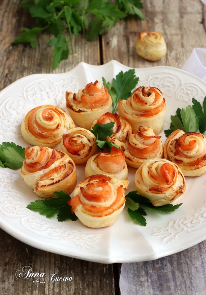 Puff Pastry Roses with Salmon and Cheese