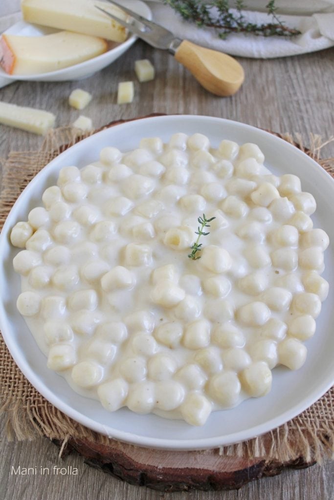 Gnocchi with Cheese Sauce
