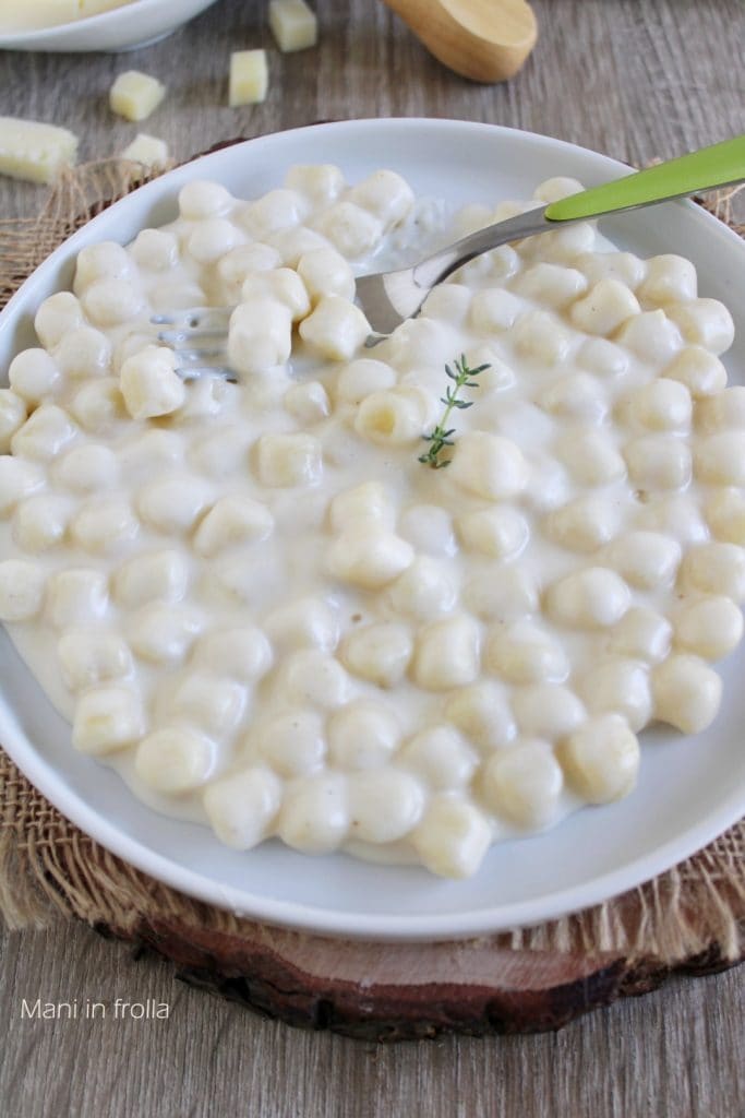 Gnocchi with Cheese Sauce