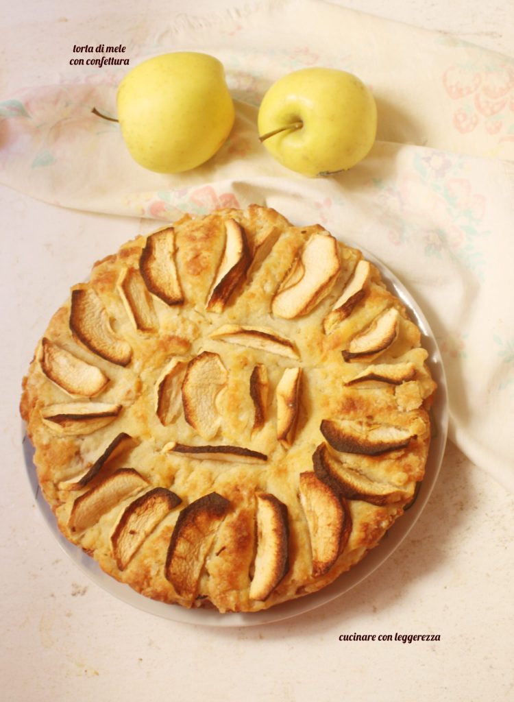 apple pie with jam
