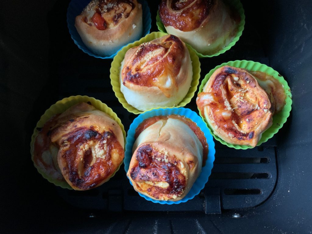 PIZZA-STYLE MUFFINS