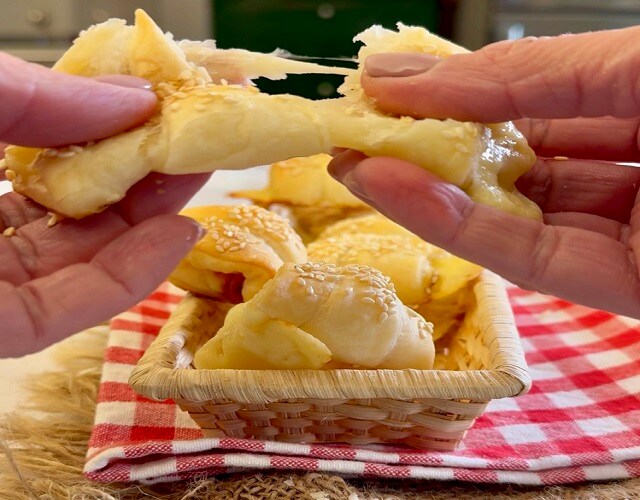 Savory Appetizer Croissants