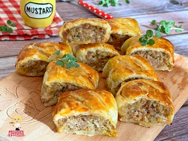 SAUSAGE PUFF PASTRY APPETIZER EASY DELICIOUS AND AFFORDABLE they will be a hit!