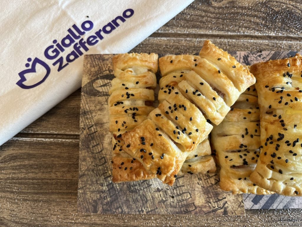 Pastries with Sausage and Stracchino