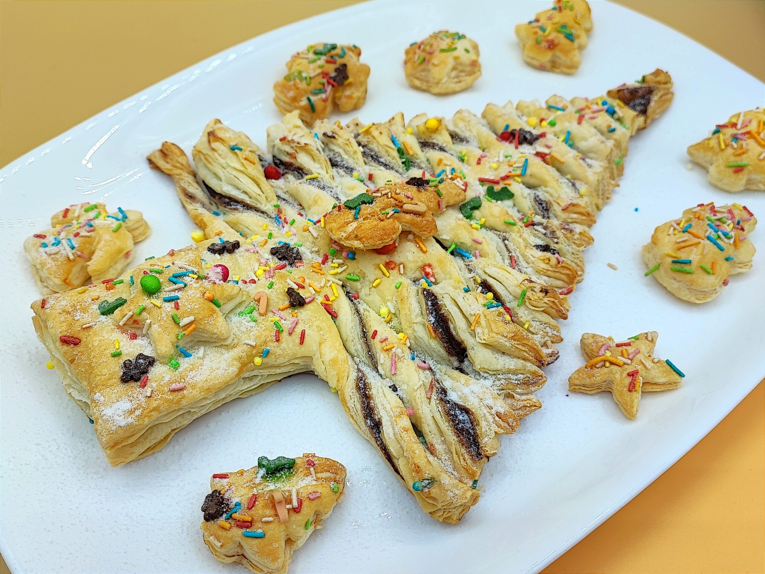 Puff Pastry Tree with Nutella