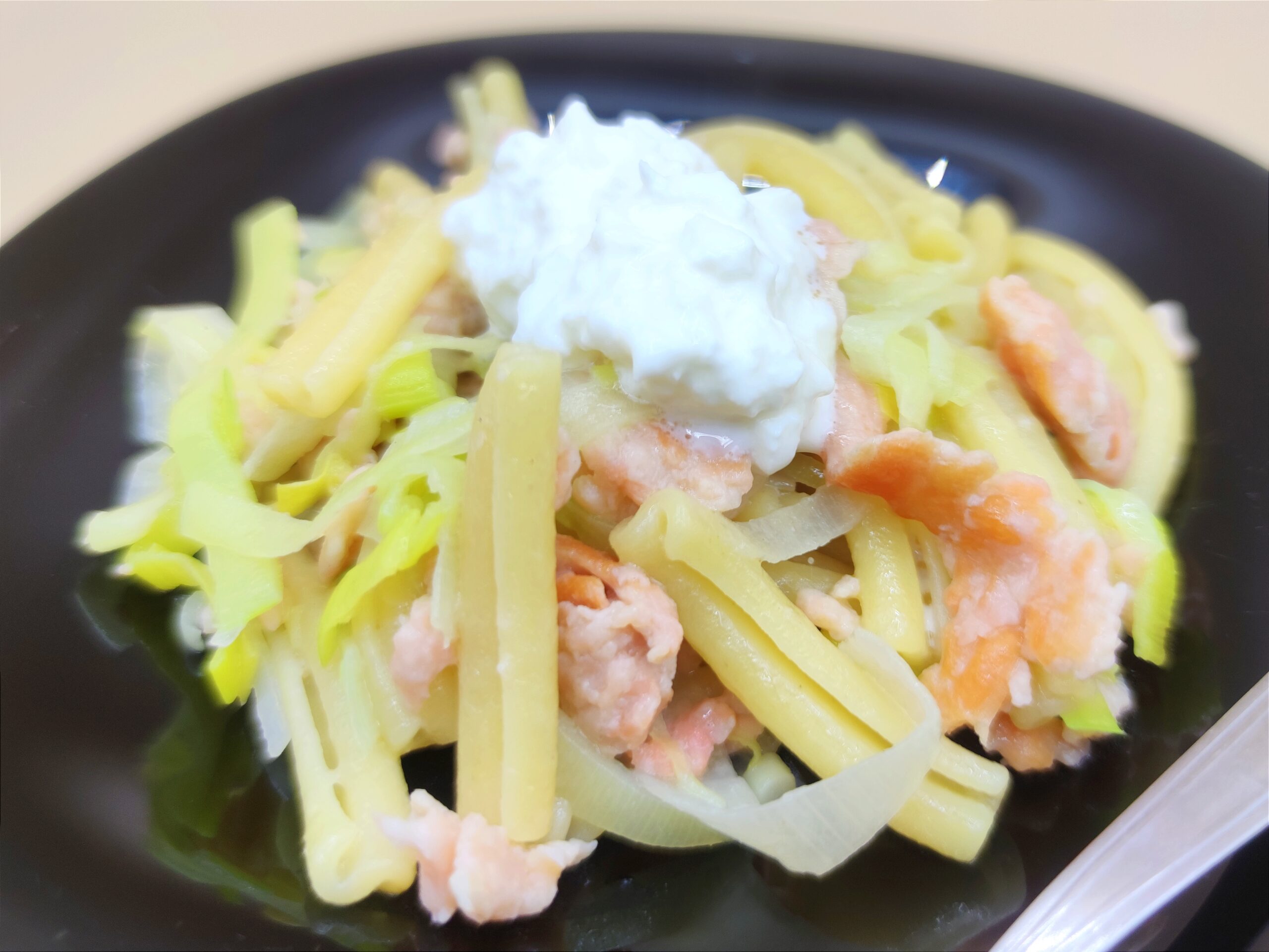 Pasta with Salmon, Leek, and Burrata