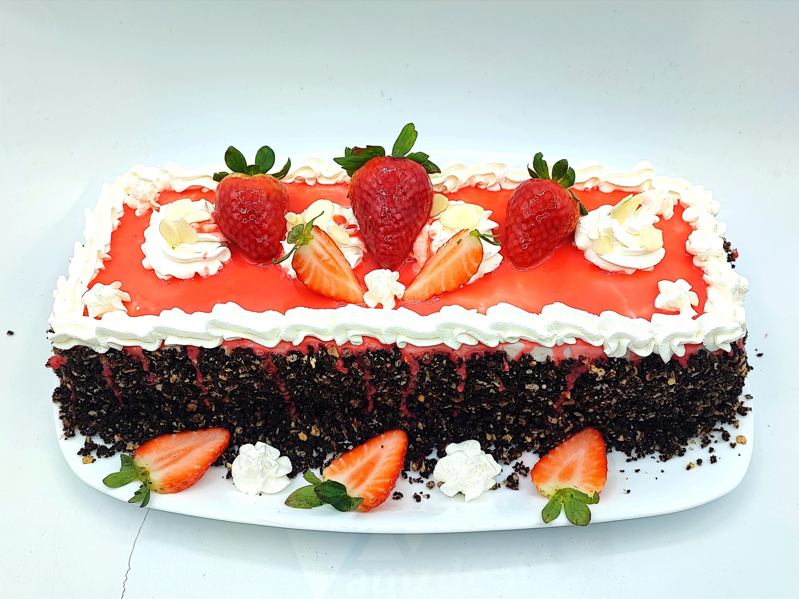 Eggless Strawberry Delight Cake