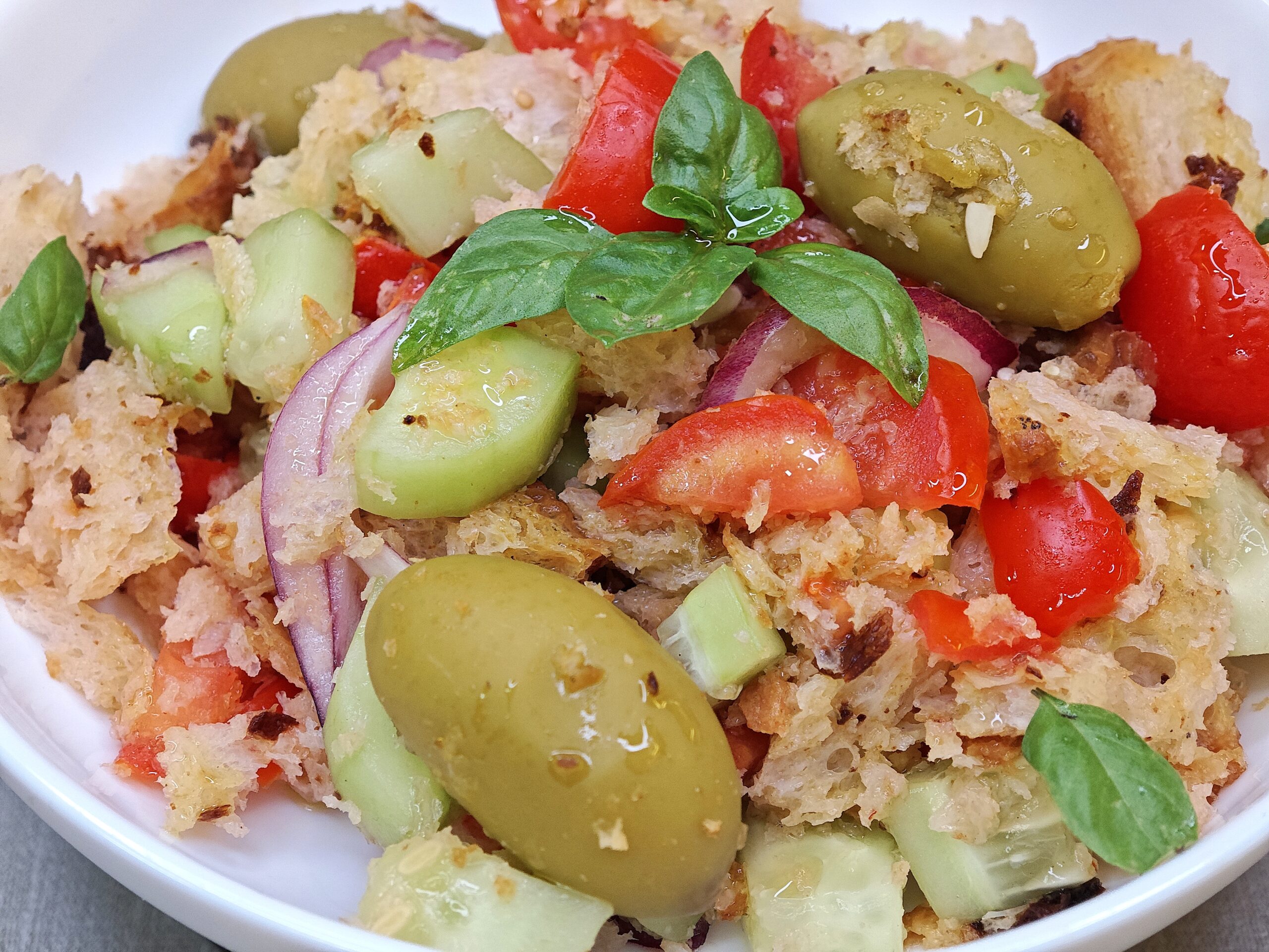 panzanella with stale bread and tomatoes
