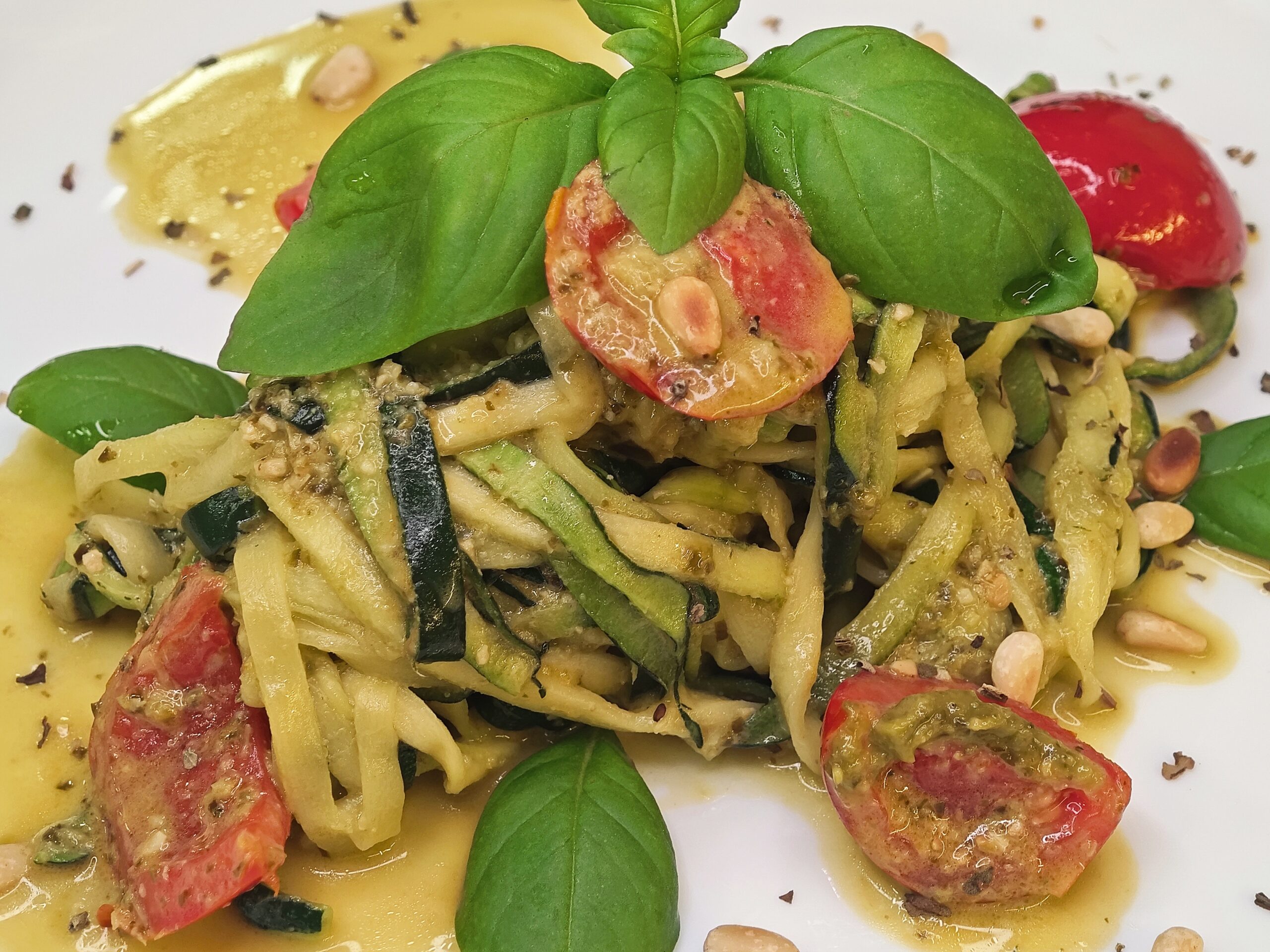 Zucchini Spaghetti with Pesto📃summer recipe