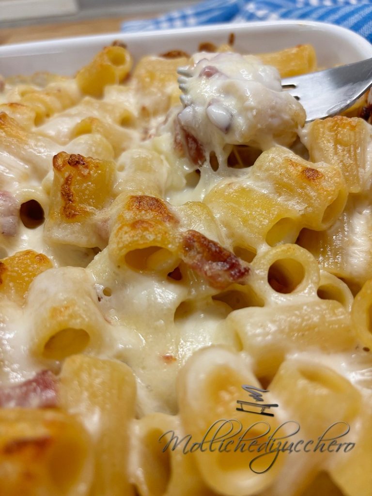 white baked pasta with speck