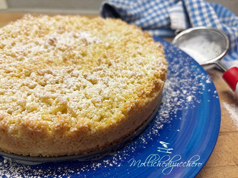 Baked Ricotta Crumble Cake