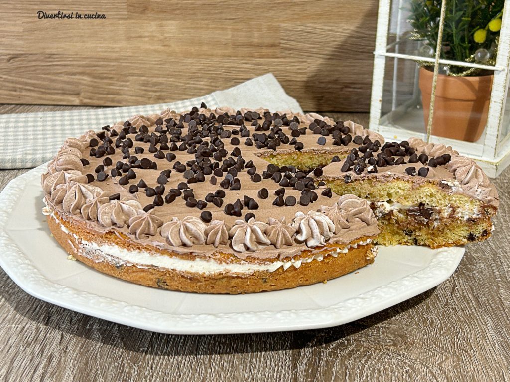 Soft Cake Filled with Cream and Chocolate