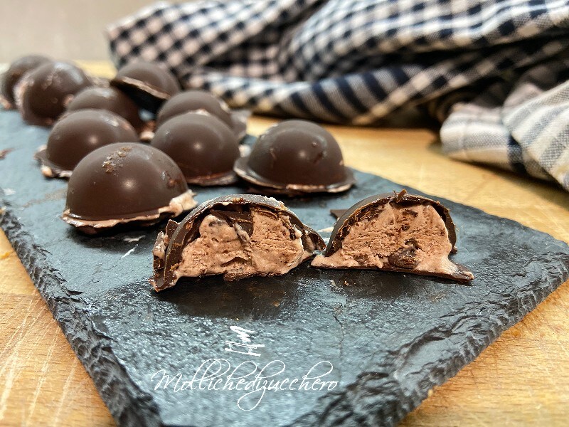 Mini Chocolate Ice Creams