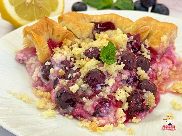 LEMON AND BLUEBERRY TART with puff pastry