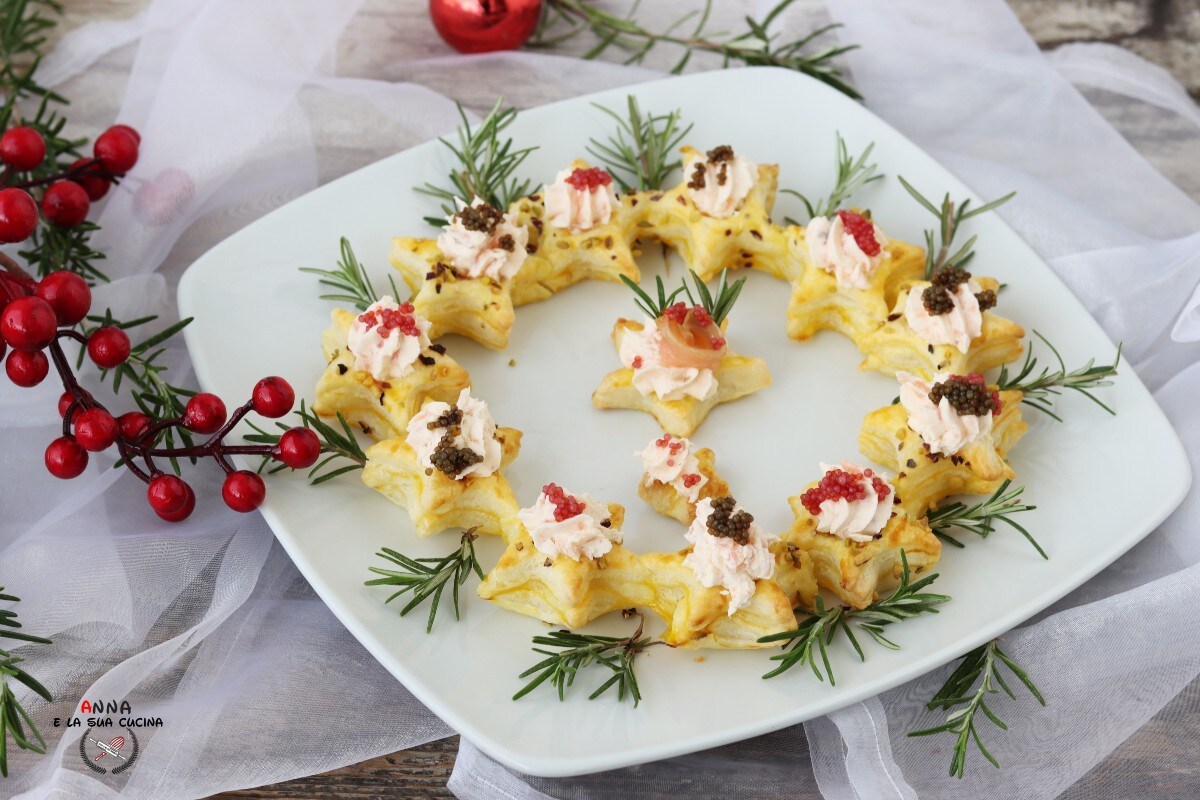 Puff Pastry Stars Christmas Wreath Appetizer Recipe