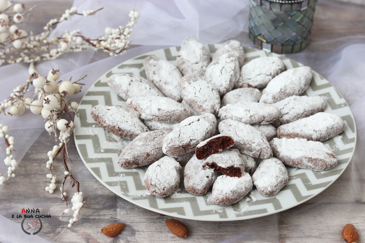 Cocoa Ricciarelli Soft Almond Cookies