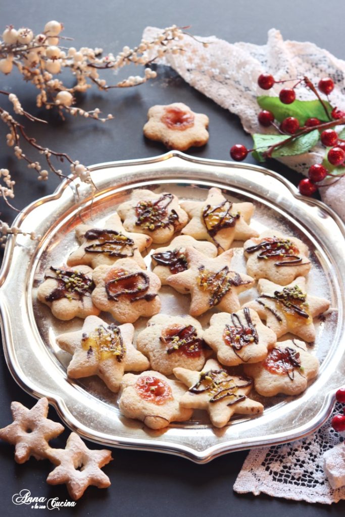 mixed shortcrust oil cookies with jam and