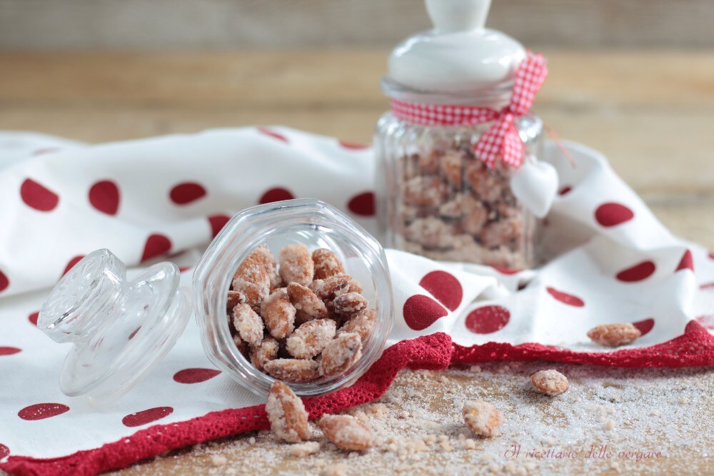 Praline Almonds (Homemade)