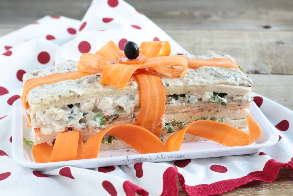 Sandwich Cake Gift
