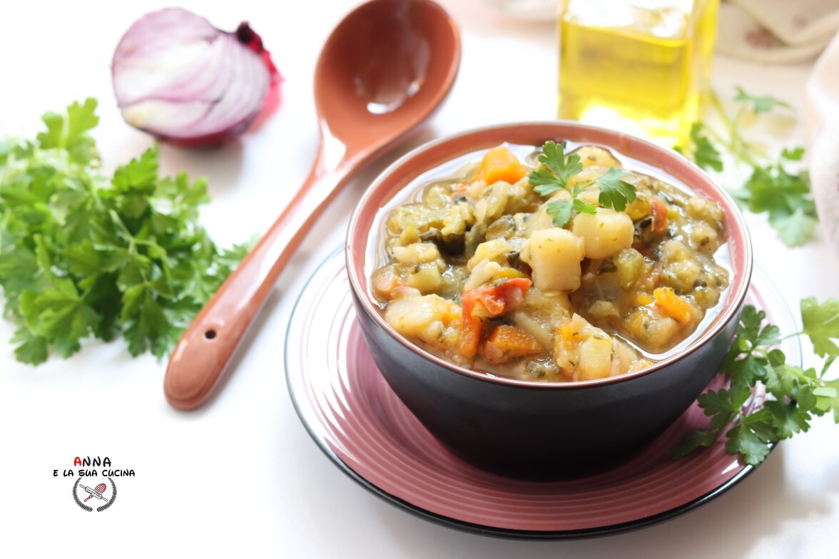 Rich and Flavorful Minestrone with Winter Vegetables