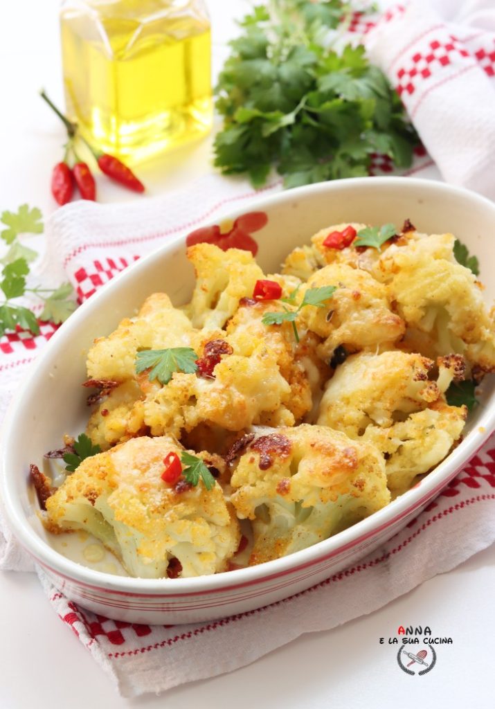 breaded and baked cauliflower with paprika and mozzarella