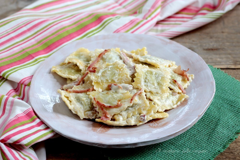 Ravioli with Cream and Speck