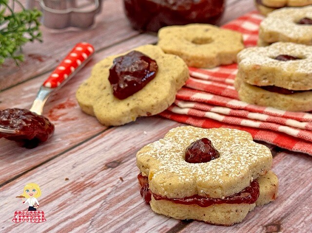 LINZER COOKIES