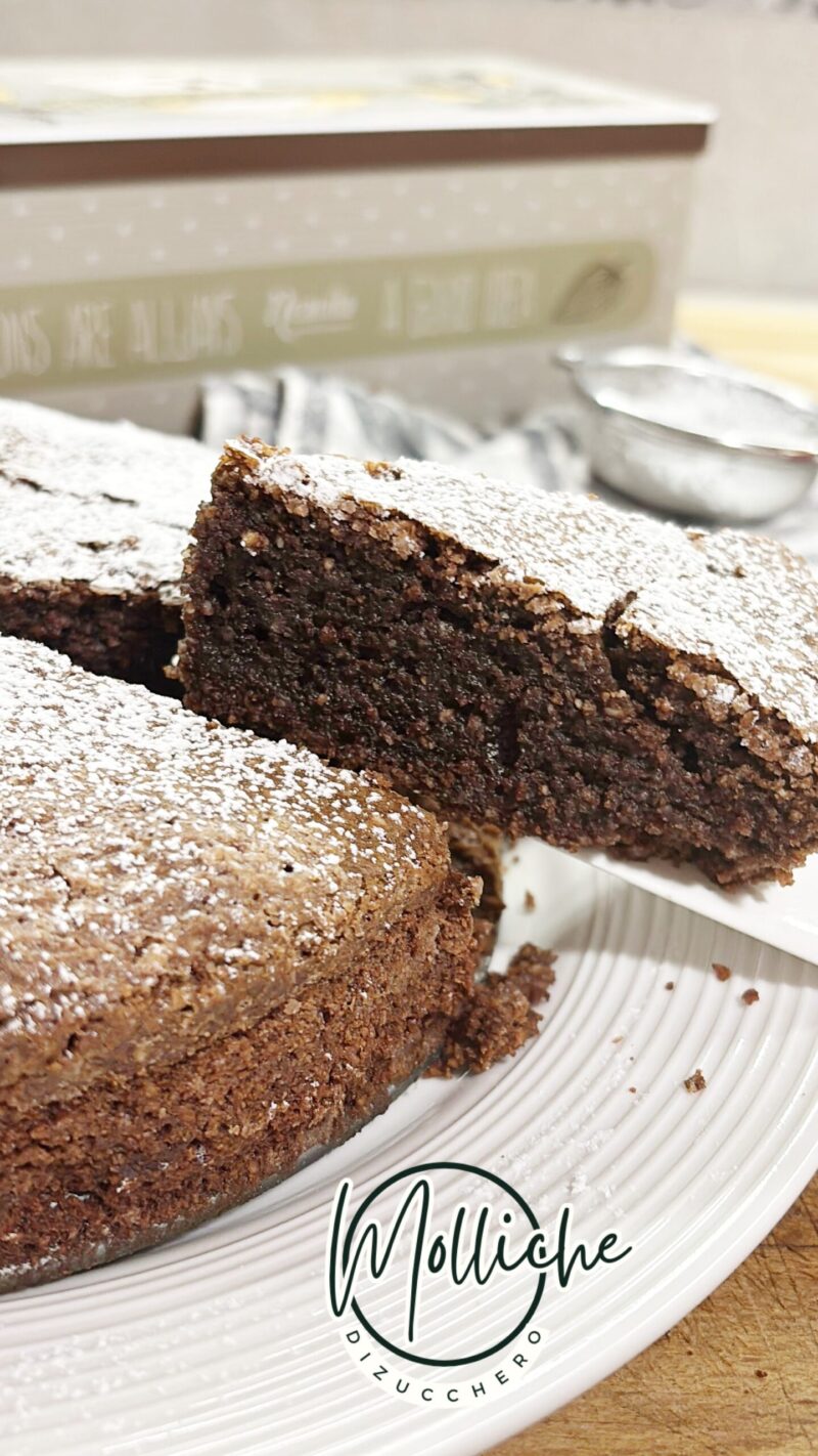 Creamy Dark Chocolate Cake