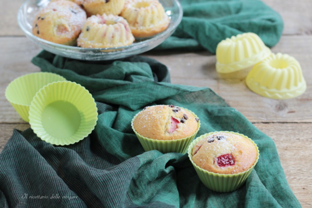 Strawberry Muffins with Chocolate