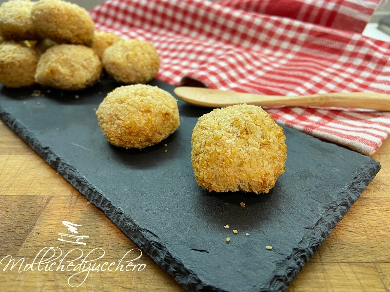 Ricotta and Tuna Meatballs