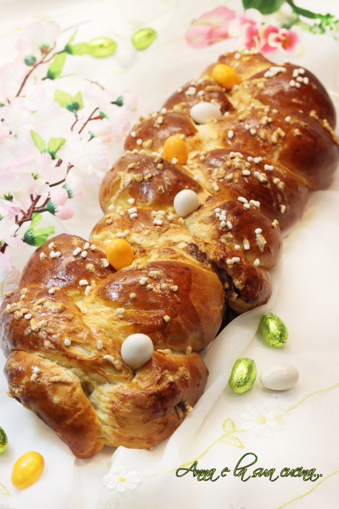 Sweet Easter Braid with Hazelnut Cream