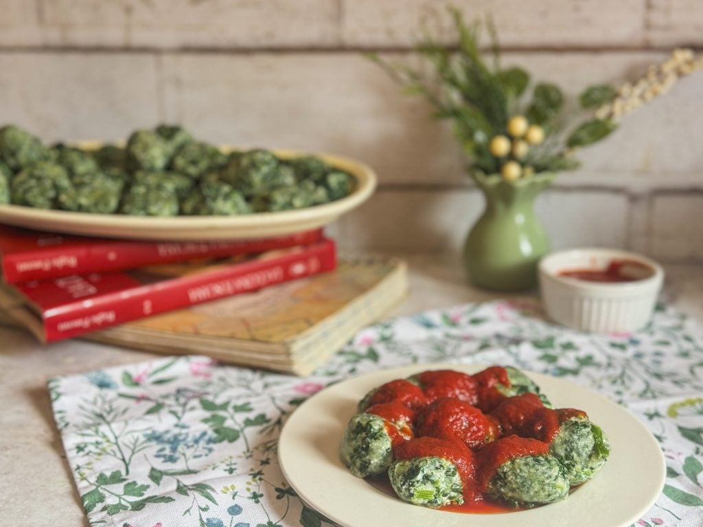 Tuscan Gnudi with Tomato Sauce