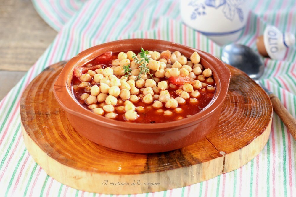 Chickpeas with Tomato