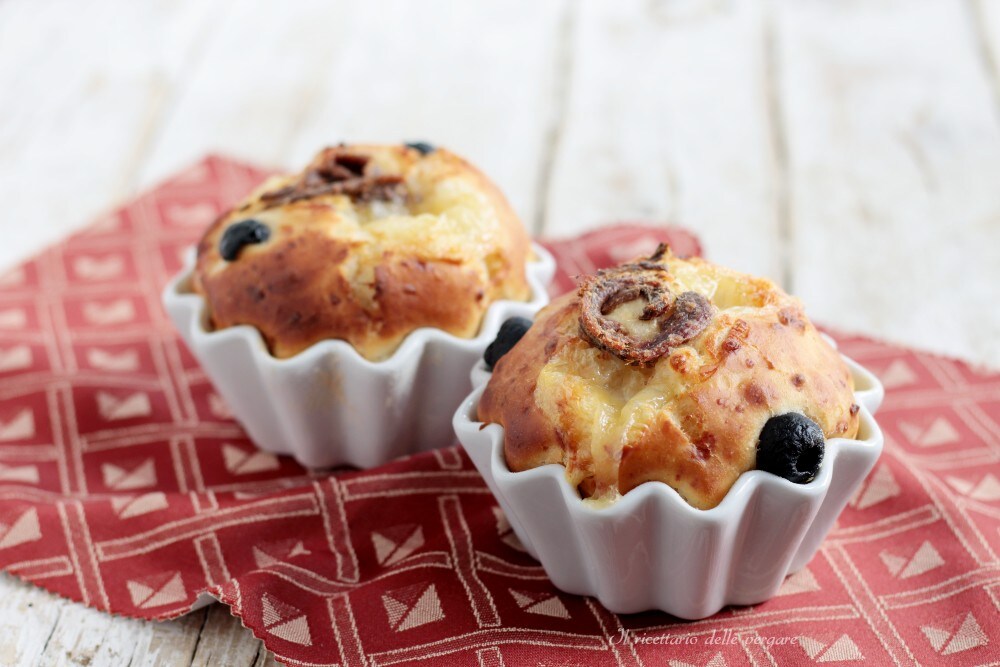 Mini Cakes with Olives, Anchovies, and Cheese