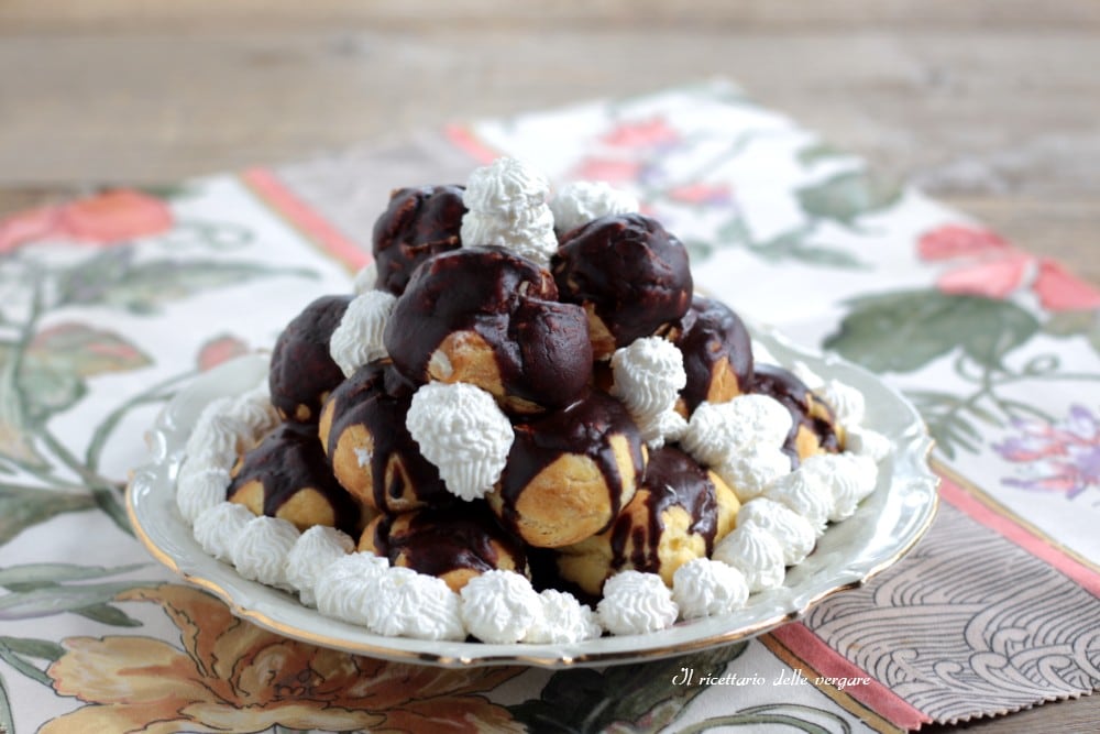 Chocolate Profiterole