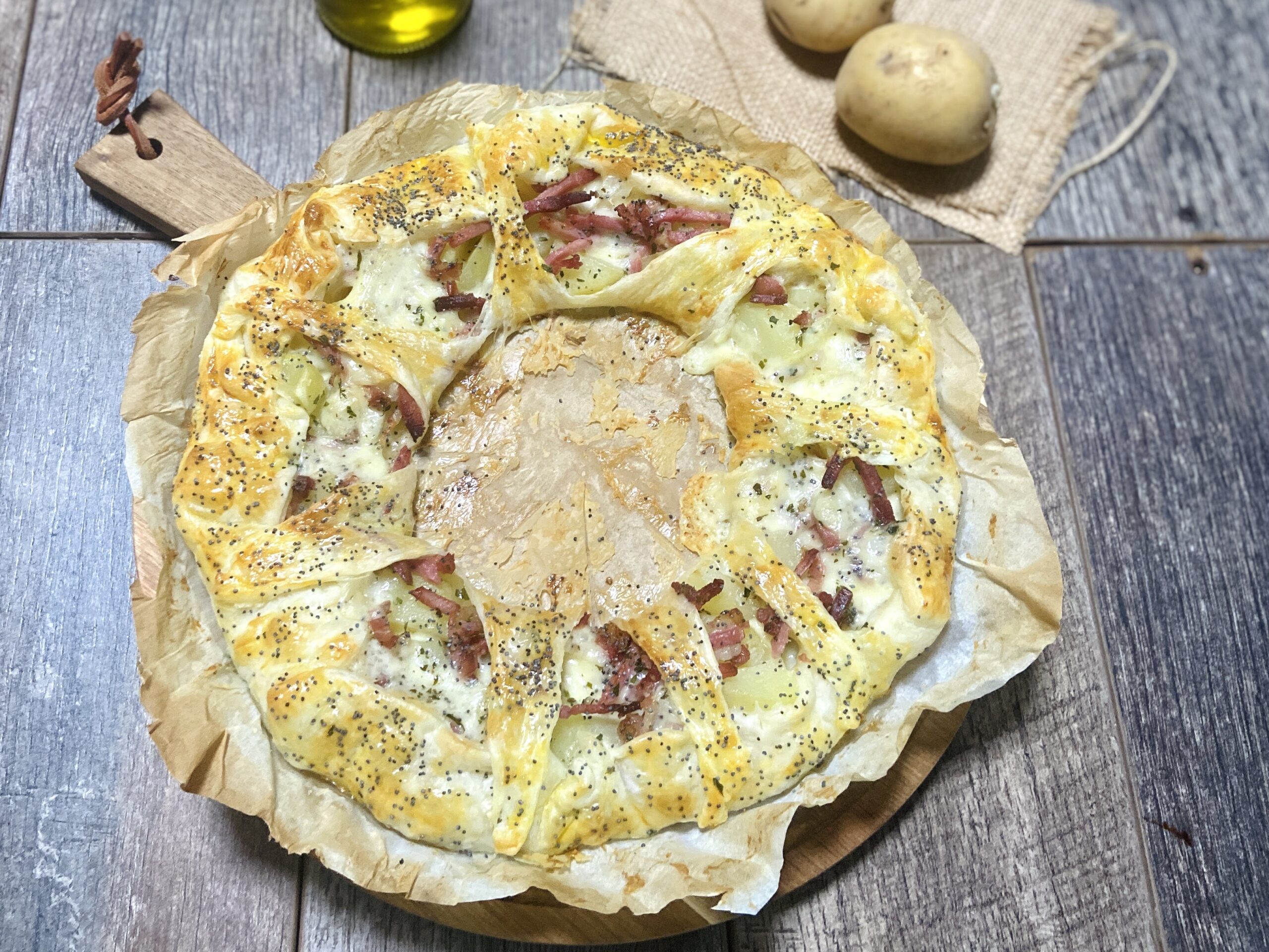 Puff Pastry Ring with Speck and Potatoes
