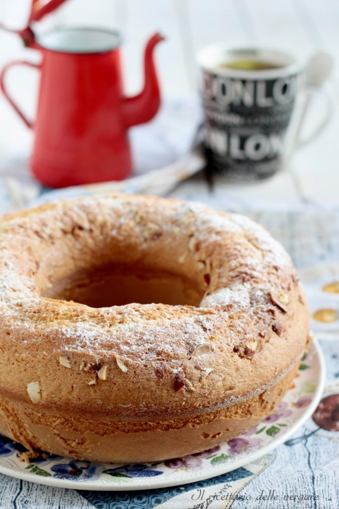 Almond Milk Ring Cake without Butter