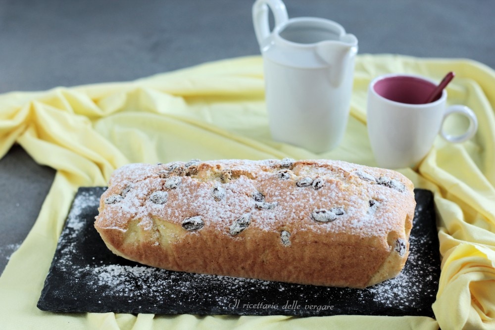 Banana and Raisin Pound Cake