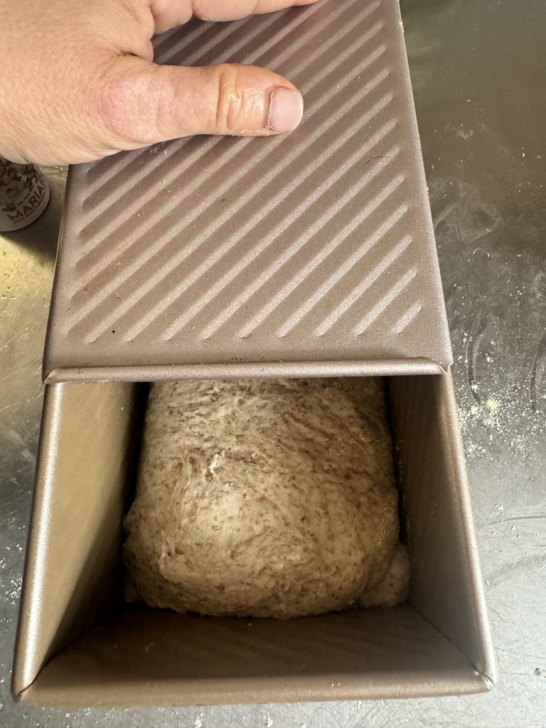 close with the lid