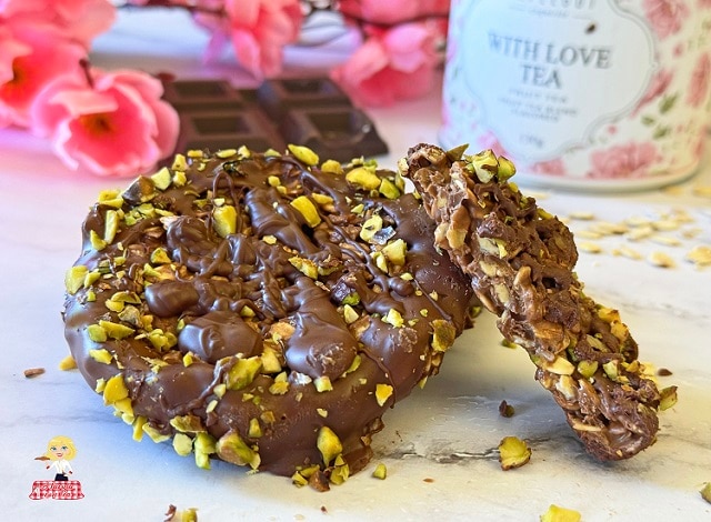 QUICK NO-BAKE COOKIES