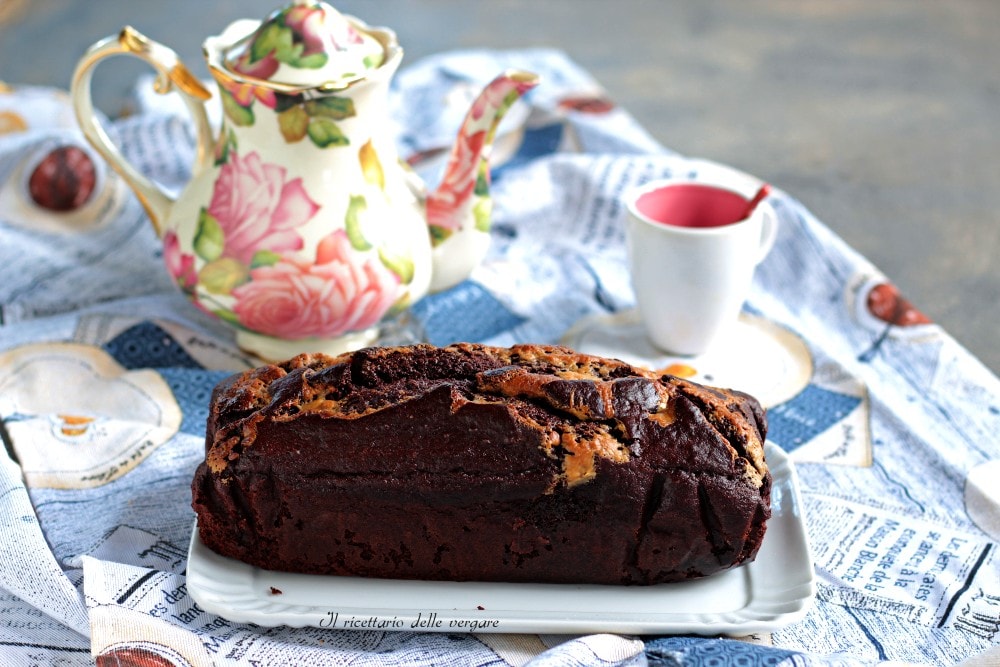 Two-tone Plumcake with Rice Flour