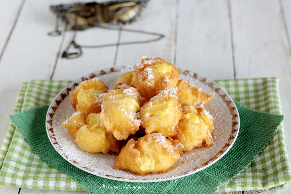 Cream-filled Castagnole