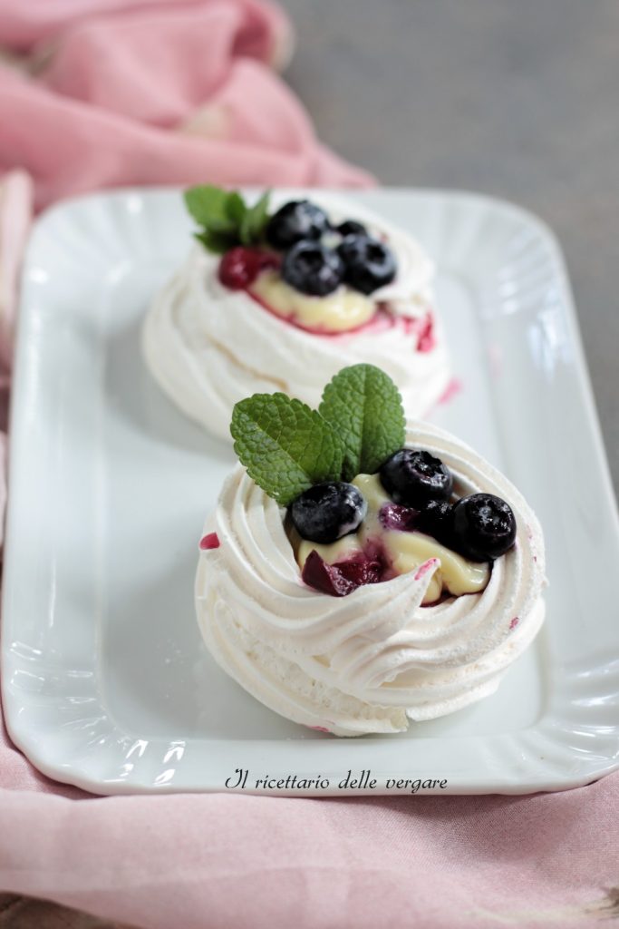 Filled Meringue Baskets